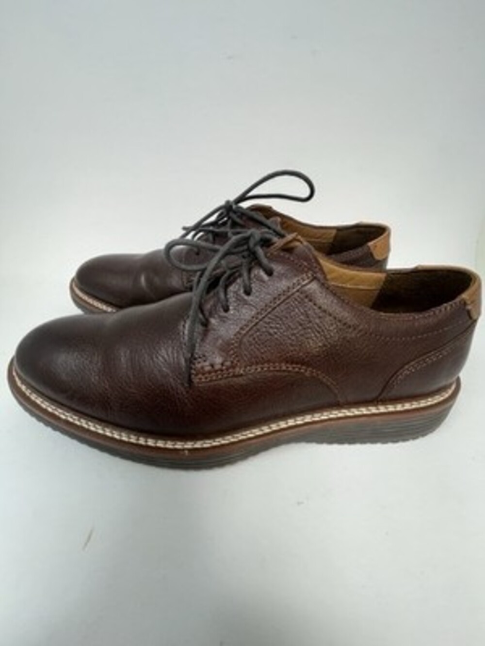 Johnston And Murphy  Paxton Leather Shoe. 8.5M. Preowned Great Condition